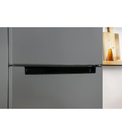 Холодильник с морозильником Indesit DS 4200 G