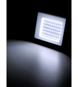 Прожектор СДО-05-070 70 Вт, 5600 лм, 6500 К, 220-240 В, IP65, черный, TDM Народный SQ0336-0304