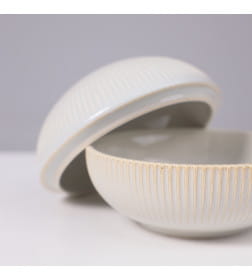 Блюдо-боул фарфоровое с крышкой 13*5 см AURORA 119453