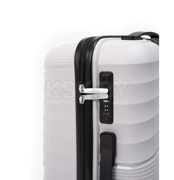 Чемодан на колёсах Pride PP9702 белый,S (малый) 55х35х24(+5) см, 44л Полипропилен, 4 колеса (Pride PP9702 White S) 