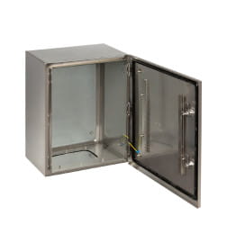 Щит с монтажной панелью ЩМП-60.50.25 (AISI 304) IP66 (600х500х250 мм) TDM SQ0905-3513