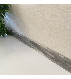 Плинтус ПВХ 58мм L060 Дуб пепельный 2,20м