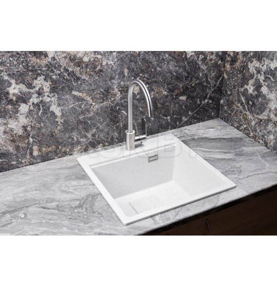 Мойка кухонная кварцевая Marblan COMFORT 50 серый в комплекте с коландером чёрный