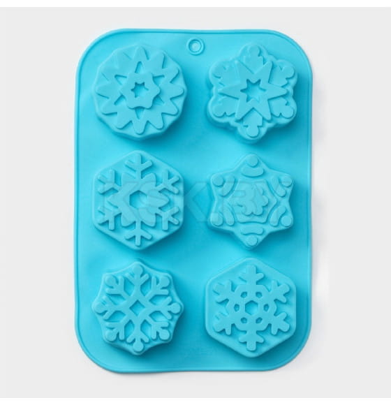 Форма для выпечки «Новый год. Снежинка», силикон, 26.5×18.5 см, 6 ячеек, голубая Доляна (4324220) 