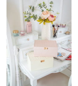 Шкатулка д/украш. и часов Joli Angel SR-785 "Жозефина" розовая 24*17.5*11.5см, магнит.замок, экокожа