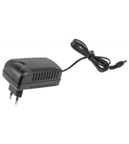 Аккумуляторная дрель-шуруповерт WORTEX LX BD 1820 Li в чем.