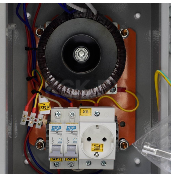 Ящики с понижающим трансформатором ЯТП 0,25кВА 230/36В IP65 (мет. корпус) (801765) 