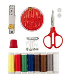 Швейный набор в боксе, 34 предмета