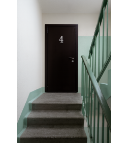 Цифра дверная АЛЛЮР большая пластик "4" хром