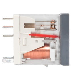 Реле промежуточное с кнопкой и мех. индикацией RPAt 22/2 8A 230В AC EKF AVERES