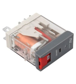 Реле промежуточное с кнопкой и мех. Индикацией RPAt 25/1 12A 230В AC EKF AVERES