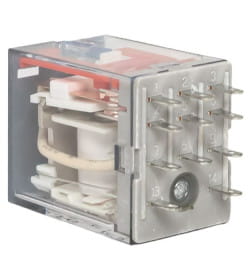 Реле промежуточное с кнопкой и мех. Индикацией RPAt 22/3 10A 110В DC EKF AVERES