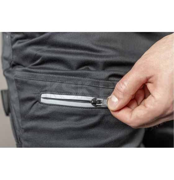 Полукомбинезон рабочий эластичный черный размер: L (52) HOEGERT (HT5K824-L) 