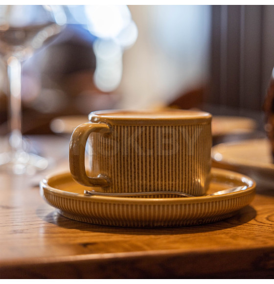 Набор чайный SRTIA фарфор пшеничный кружка 200мл + блюдце (119878) 