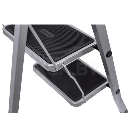 Лестница-стремянка стальная  67,5 см 3 ступени CLASS PLUS (123303) 