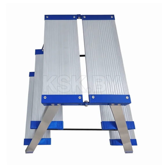 Лестница-стремянка алюминиевая двухсторонняя  с увеличенной площадкой  3 ступени TARKO (14203) 