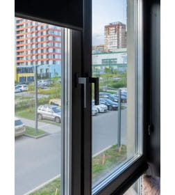 Ручка для окон из ПВХ Internika/Medos Dublin (Штифт=35 мм, 45°, черный)