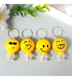 Фонарик брелок для ключей на кольце «Смайлик-малыш с ножками», мигает, 4×2.5×2.7 см, МИКС 4645521