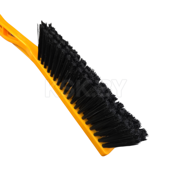 Щётка для снега со съёмным скребком 590мм Denzel (55323) 