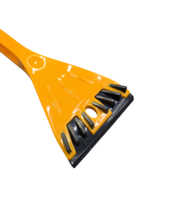 Щётка для снега со съёмным скребком 590мм Denzel