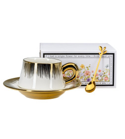 Чашка с блюдцем фарфоровая 300 мл + ложка (арт. GS875, код 295197)Микс