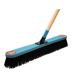 Щётка тротуарная 600 мм, деревянный черенок 2574 FINLAND 