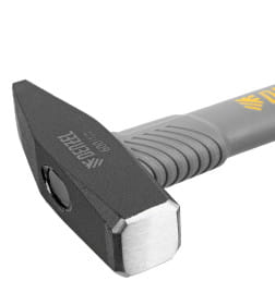 Молоток слесарный 600 г кованый фибергласовая рукоятка c TPR покрытием Denzel