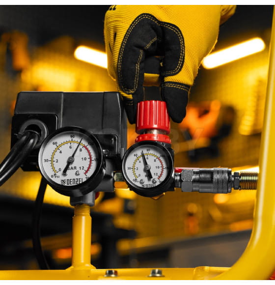 Компрессор безмасл. малошумный DLP-3000/100 3 кВт 2х15 кВт100 л 2850 об/мин500 л/мин Denzel (58145) 